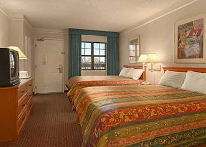 Days By Wyndham Center 3* Tucson