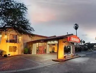 Days By Wyndham Center Tucson